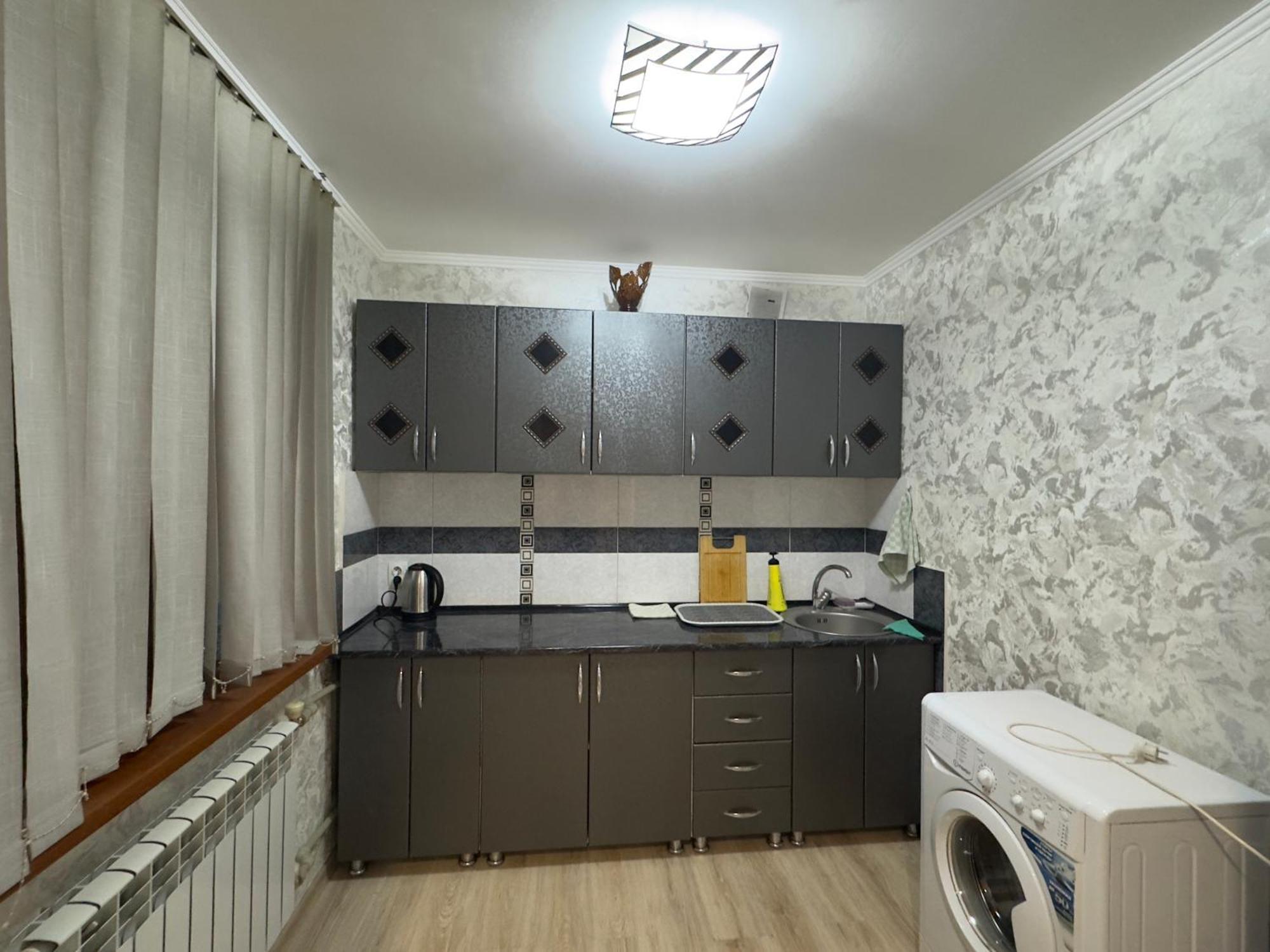 One-Room Apartment Opposite Almaty Airport Turksib Eksteriør bilde