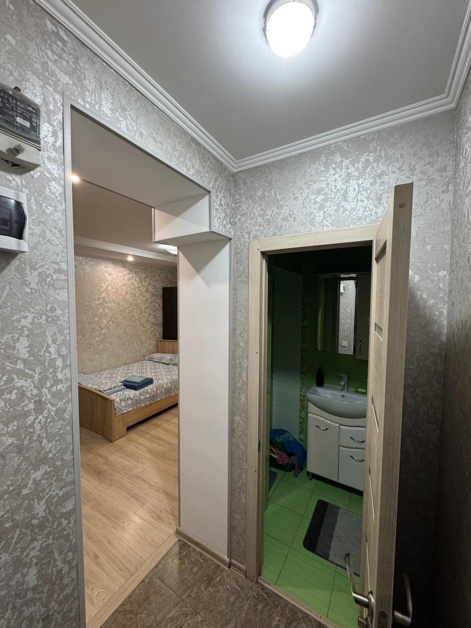 One-Room Apartment Opposite Almaty Airport Turksib Eksteriør bilde