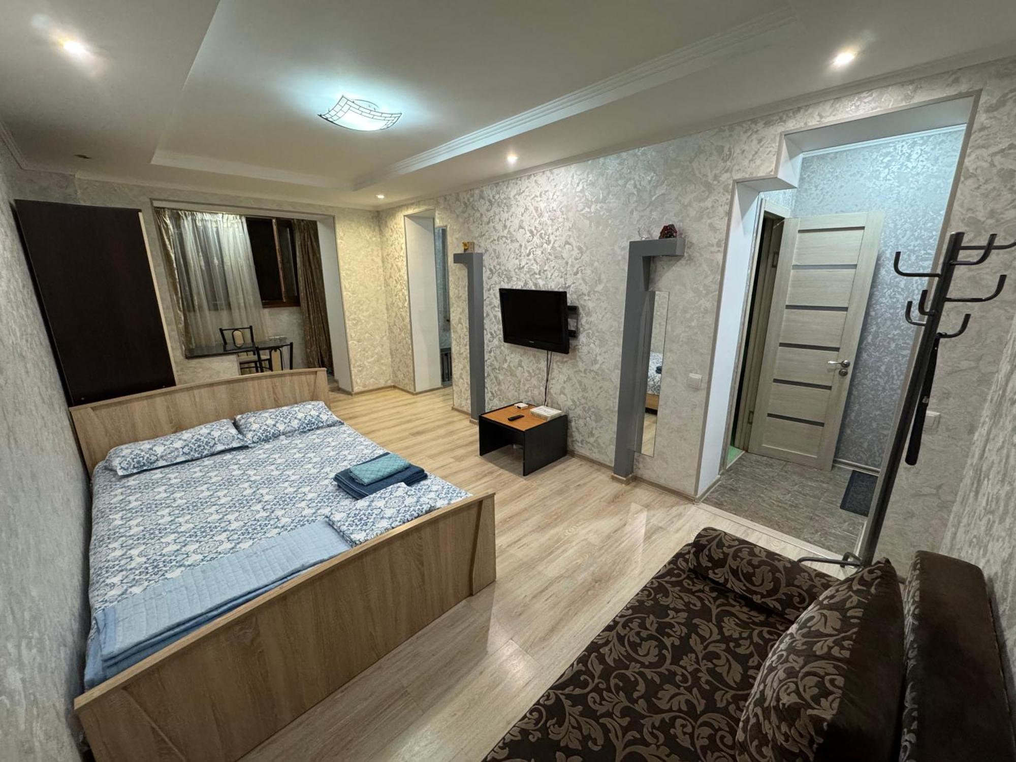 One-Room Apartment Opposite Almaty Airport Turksib Eksteriør bilde